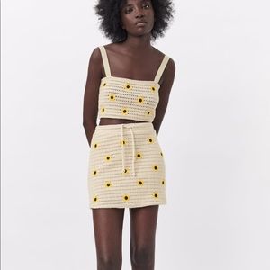 Zara mini skirt medium sunflower cream
